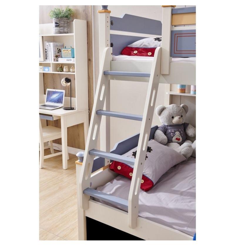 Baby_bed_with_stairs