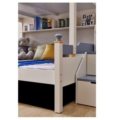 Double_decker_bed_with_stairs