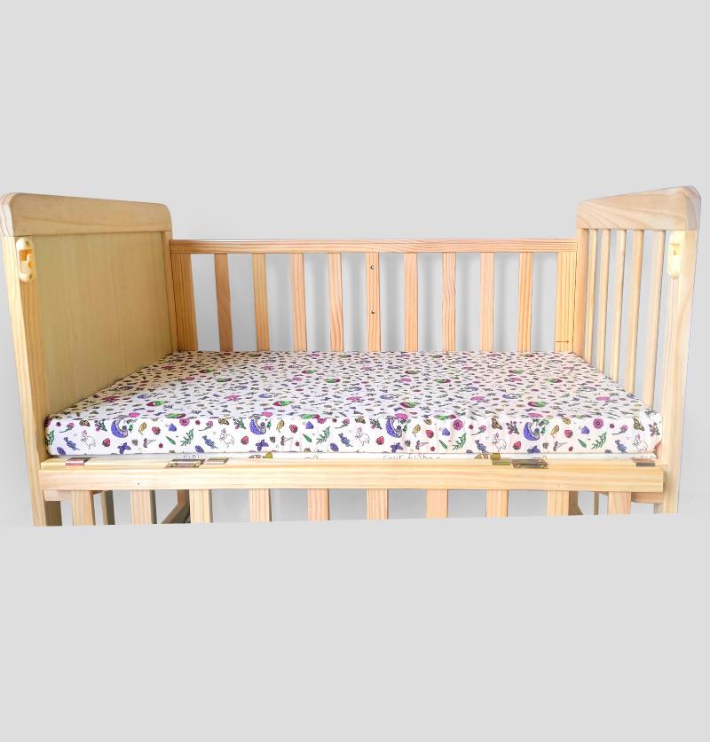 Newborn_sleeping_bed